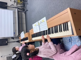 今から始める「こどもピアノレッスン」個人・グループ