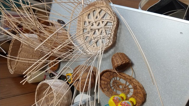 新講座体験会「ラタンかご編み講座」