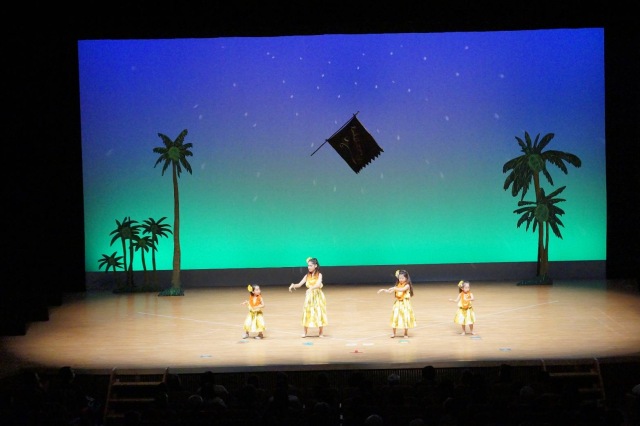 【楽しく仲良く親子フラダンス】開講いたします！