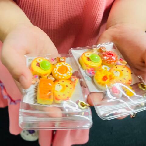 夏休みこども企画　1day講座「可愛いミニパンキーホルダーを作ろう」