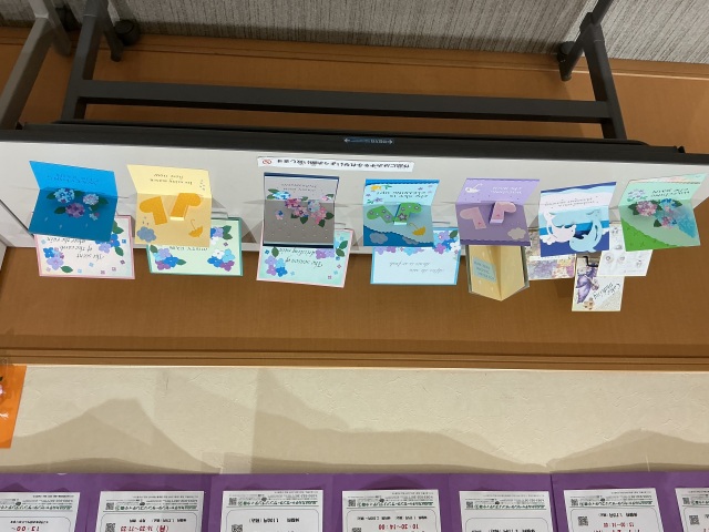 店頭にて受講生様のステキな作品展示中です♪