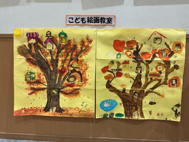店頭にて「やさしい色えんぴつ」「こども絵画教室」受講生様の作品展示中です♪