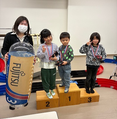 『親子ミニ四駆工作教室』開催！（2/8）