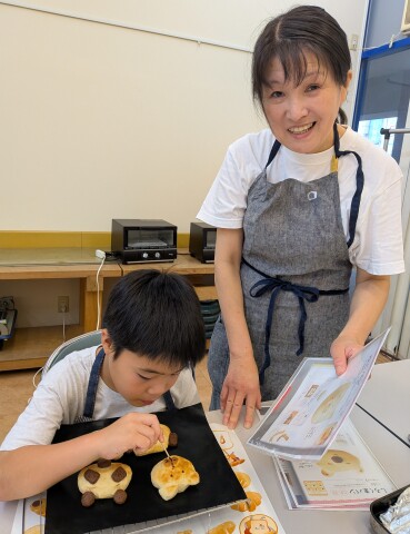 特別講座【『パンどろぼう』のレシピでパンを作ろう！！】が無事終了いたしました。