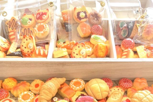 夏休みこども企画　1day講座「可愛いミニパンキーホルダーを作ろう」
